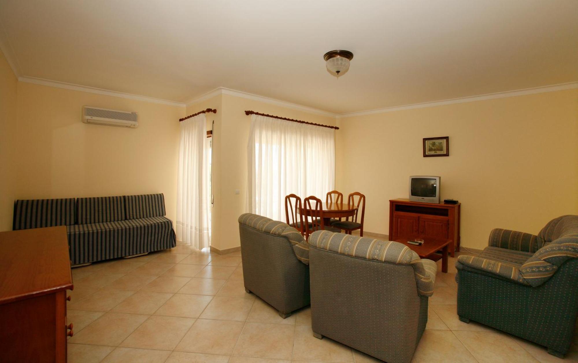 Apartamentos Coral Do Vau Портиман Екстериор снимка
