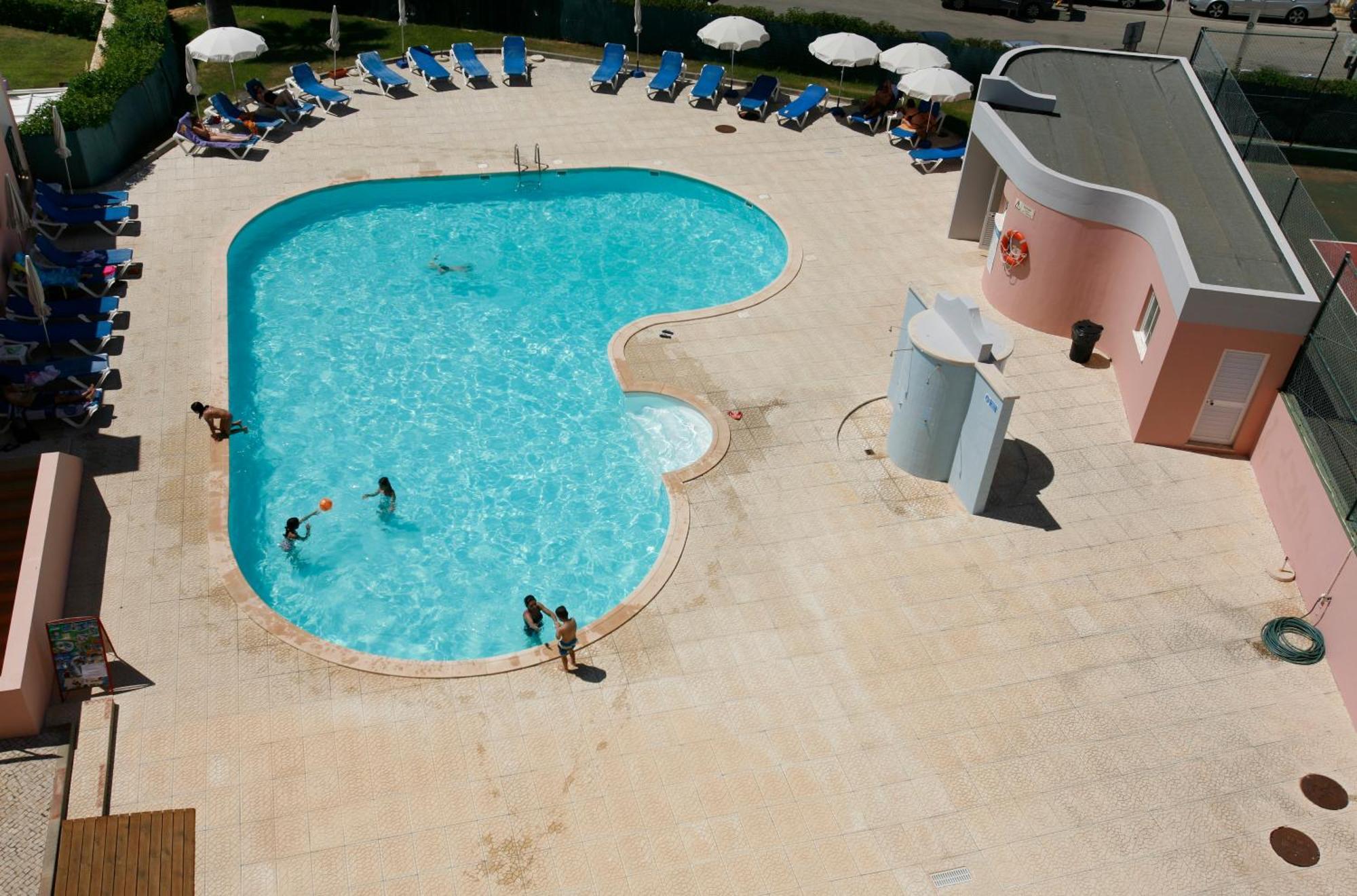 Apartamentos Coral Do Vau Портиман Екстериор снимка